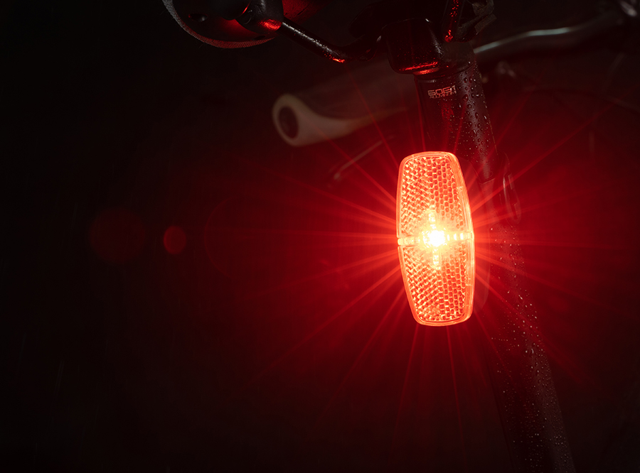 M3-AA Rear light with AAA battery, build in reflector