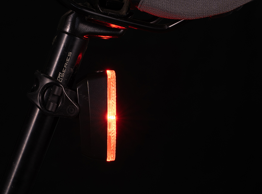 M3-AA Rear light with AAA battery, build in reflector